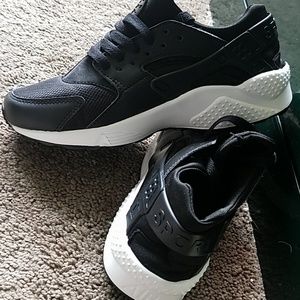 Athletic sneakers